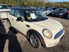 2009 MINI COOPER 