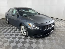 2011 NISSAN MAXIMA SV