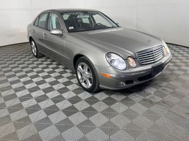 2005 MERCEDES-BENZ E CLASS E320