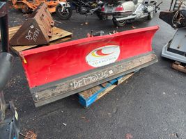  TUG BLADE  