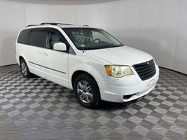 2010 CHRYSLER TOWN & COUNTRY TOURING