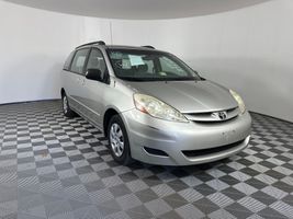 2007 TOYOTA SIENNA 
