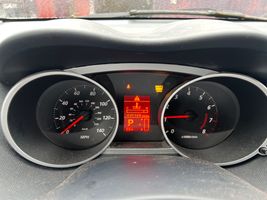 2010 MITSUBISHI OUTLANDER ES