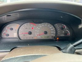 2001 TOYOTA SEQUOIA SR5