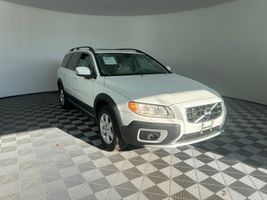 2010 VOLVO XC70 