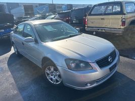 2005 NISSAN ALTIMA 