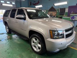 2008 CHEVROLET SUBURBAN