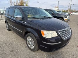2010 CHRYSLER TOWN & COUNTRY