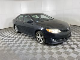 2013 TOYOTA CAMRY 