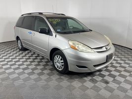 2006 TOYOTA SIENNA LE