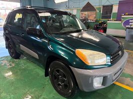 2001 TOYOTA RAV4
