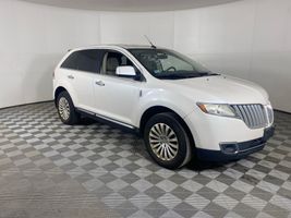 2011 LINCOLN MKX 