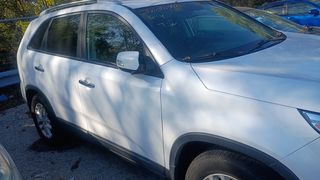 2014 KIA SORENTO LX
