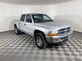 2001 DODGE DAKOTA 