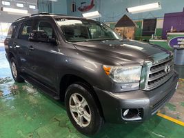 2011 TOYOTA SEQUOIA