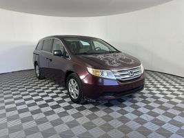 2011 HONDA ODYSSEY LX