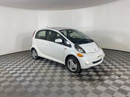2014 MITSUBISHI I 