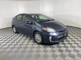 2013 TOYOTA PRIUS PLUG-IN HYBRID